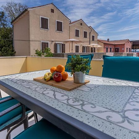 Apartments Dolac Nerezine Εξωτερικό φωτογραφία